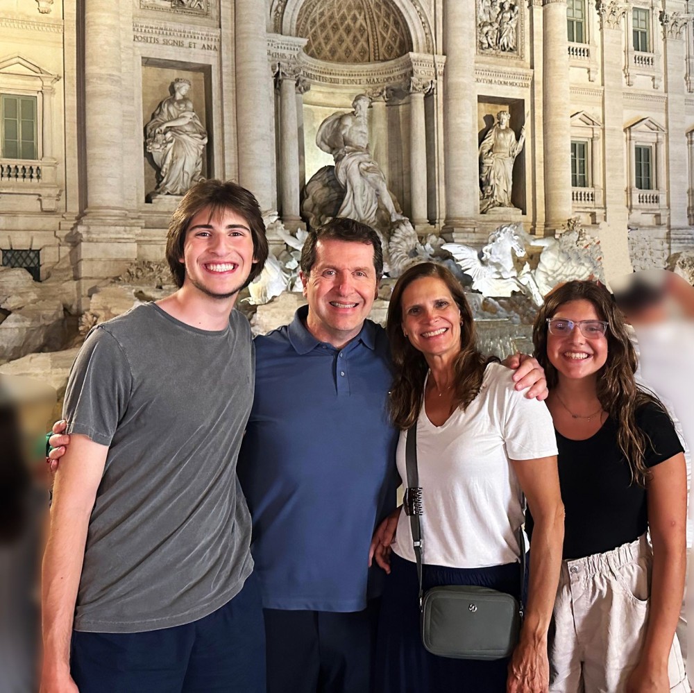 Como o ano sabático de um ortopedista brasileiro se transformou em carreira no exterior